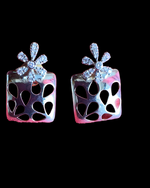 Load image into Gallery viewer, Fancy 92.5 Silver Earrings with LGD
