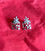 Load image into Gallery viewer, Fancy 92.5 Silver Earrings with LGD
