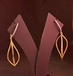 Load image into Gallery viewer, Lab Grown Diamonds Silver Earrings In Gold Finish
