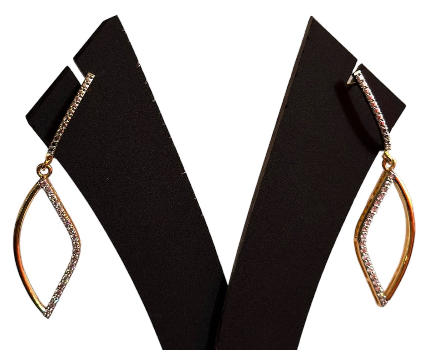 Lab Grown Diamonds Silver  Earrings In Gold Finish