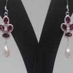 Load image into Gallery viewer, Earring With Pearl
